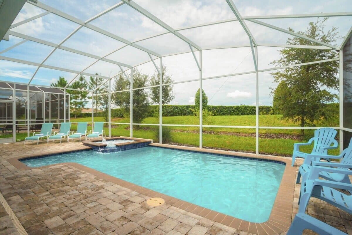 Private pool