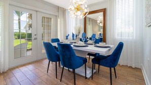 Townhome | Dining room