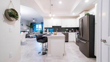 Condo | Private kitchen | Full-size fridge, microwave, oven, stovetop