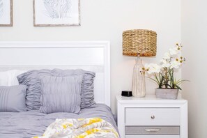 4 chambres, coffres-forts dans les chambres, décoration personnalisée