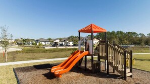 Children’s play area – outdoor - Luxurious Family-Friendly 5 Bd w/ Screened Pool & Close to Disney 2905 (Kissimmee)