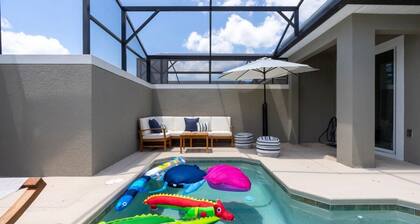 Luxurious Family-Friendly 5 Bd w/ Screened Pool & Close to Disney 2905