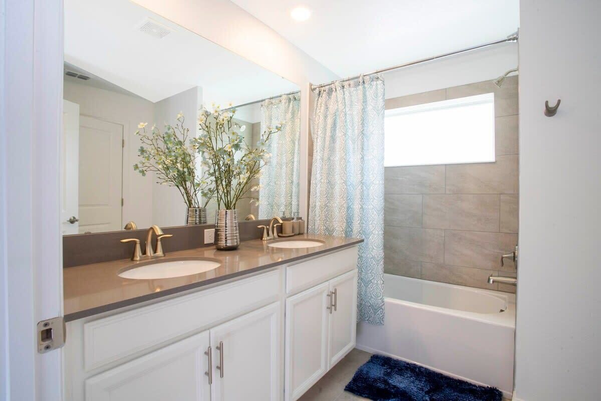 Casa de ciudad | Baño | Amenidades de baño gratuitas, secadora de cabello, toallas, jabón 