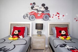 Townhome | Children's theme room