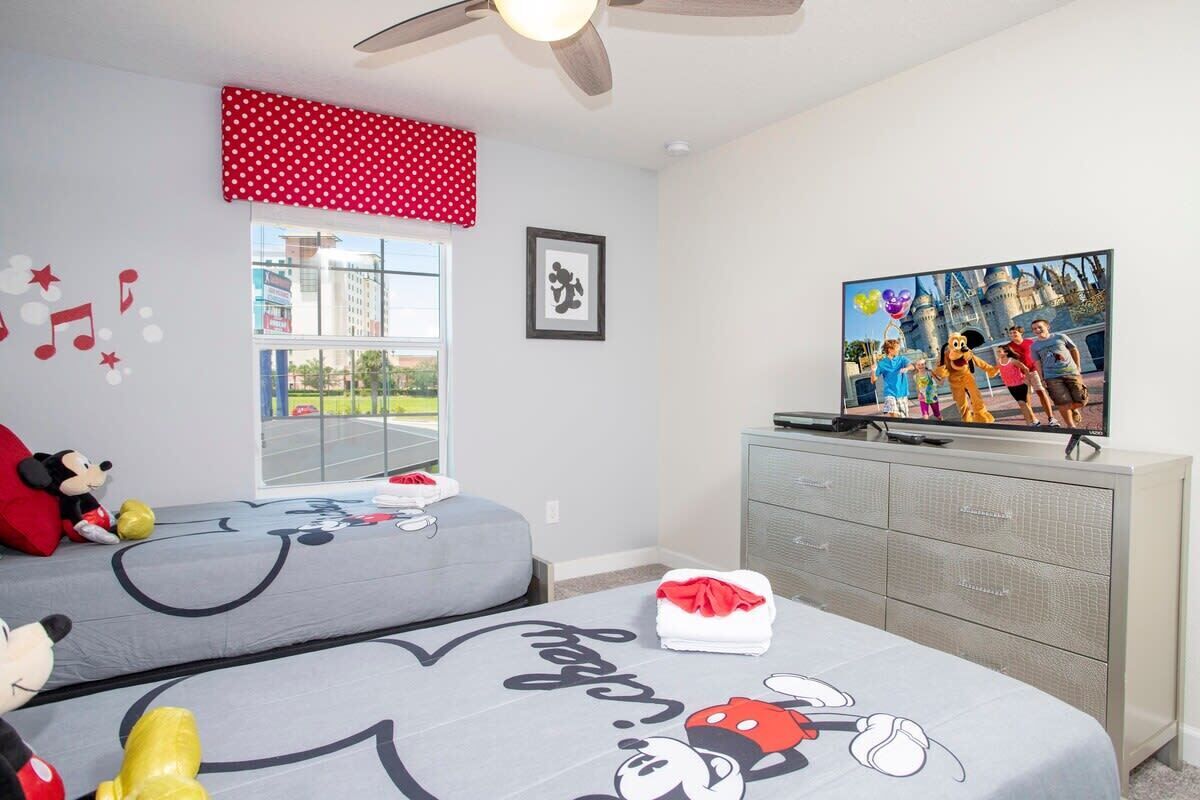 Children's theme room