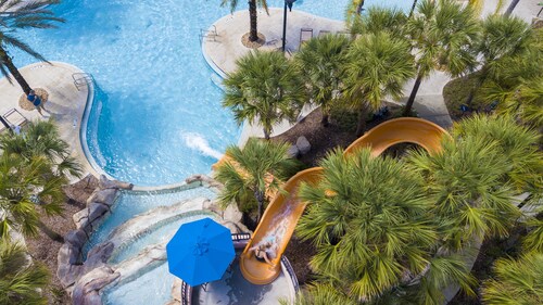 Gorgeous 5Bd w/ Pool & Jacuzzi @ Solterra Resort 6071