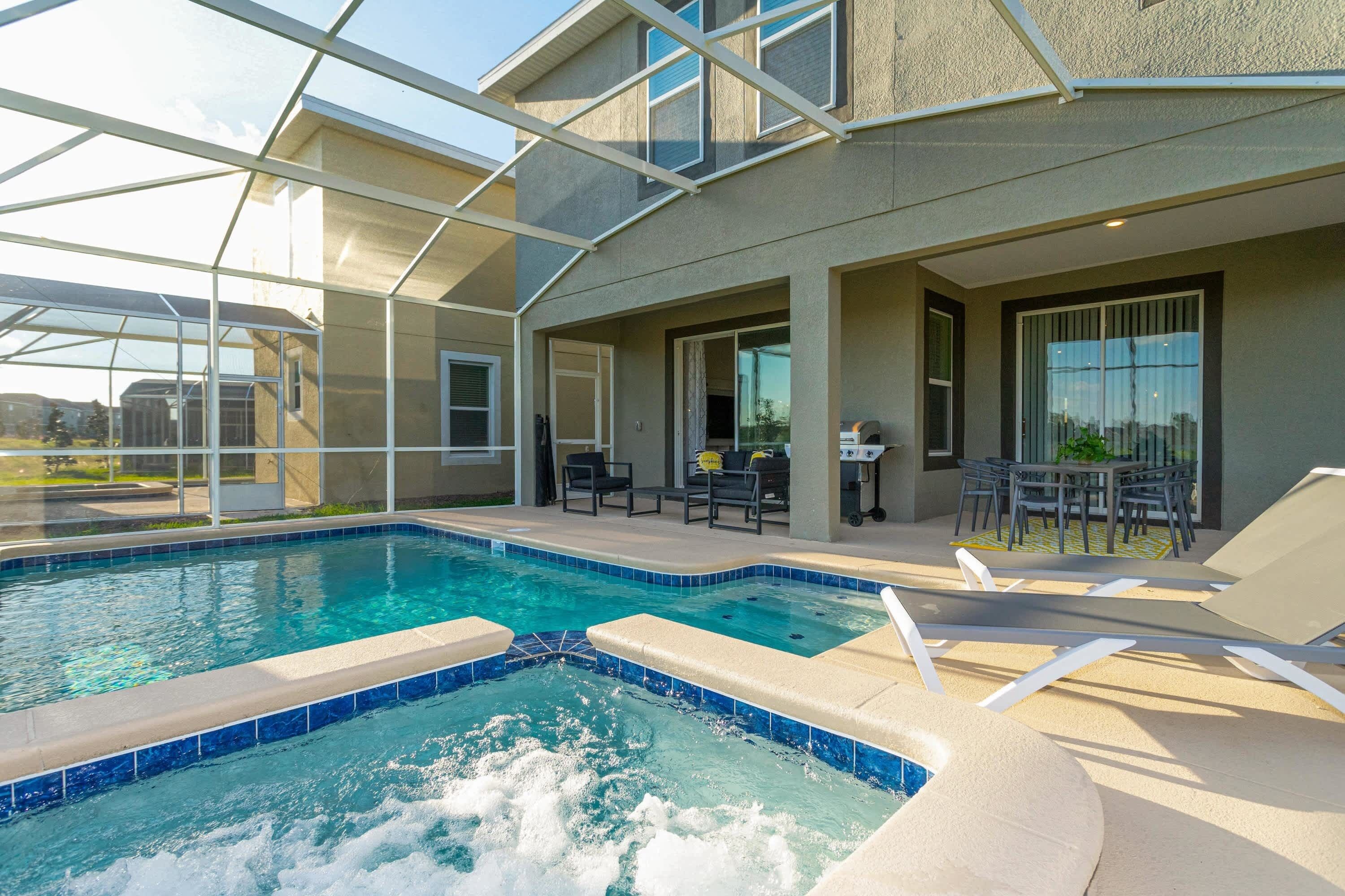 Pientalo | Yksityinen kuumavesiallas