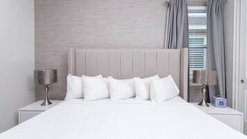 House | 5 bedrooms, premium bedding, in-room safe, individually decorated