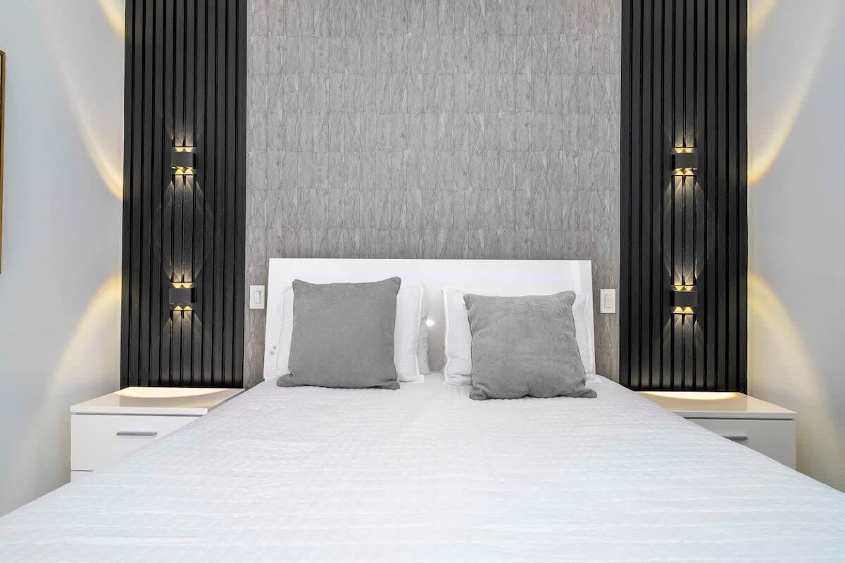 Rumah | 6 kamar tidur, brankas, dan didekorasi berbeda-beda