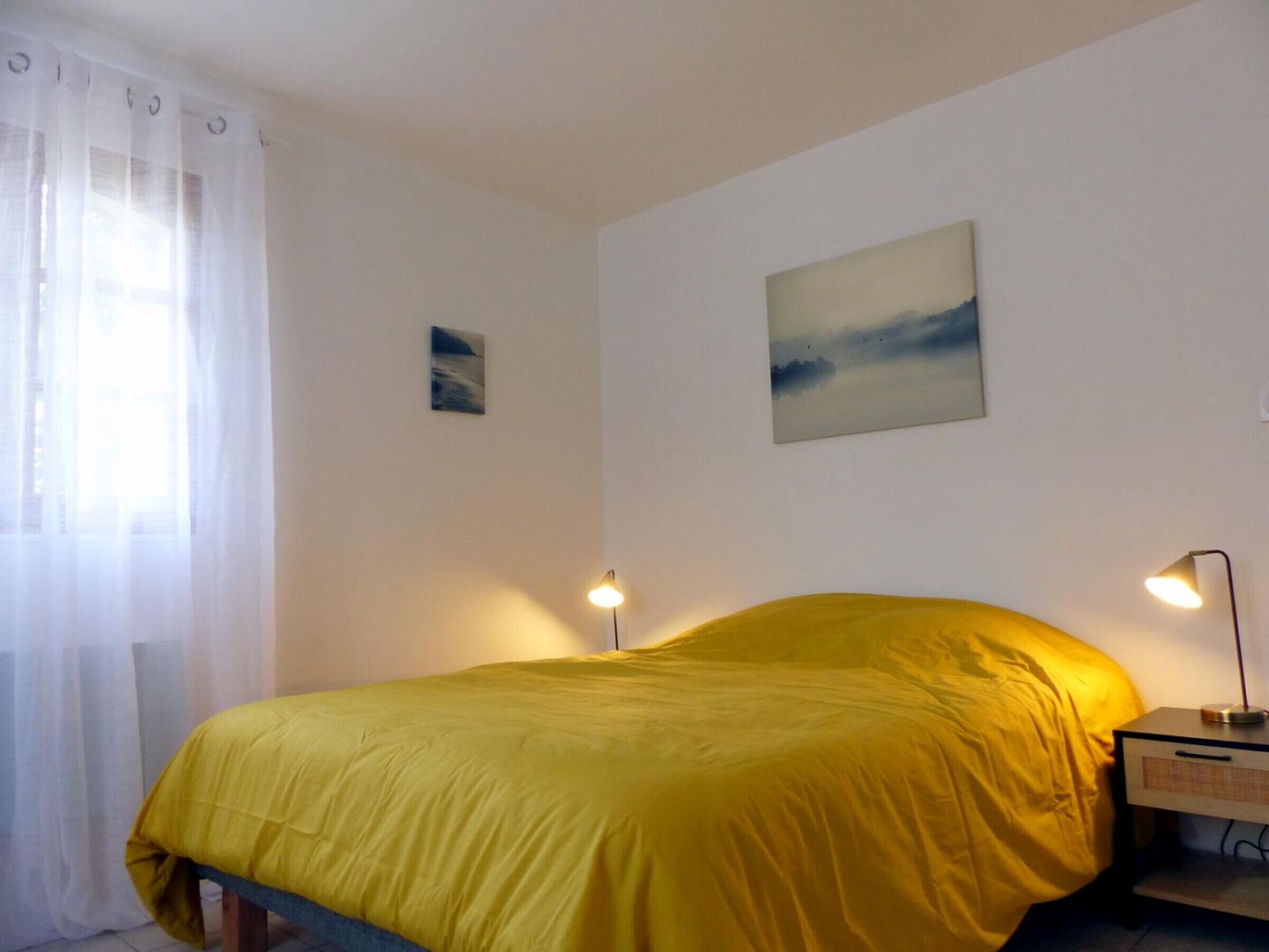 3 bedrooms, WiFi, bed sheets