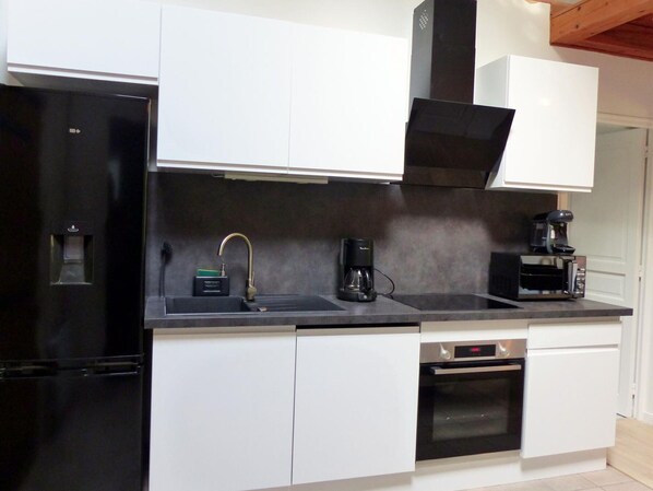 Fridge, microwave, dishwasher