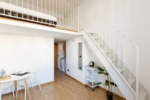 Interior - GuestHost - Cozy APT on 2 levels Milan-Corso Magenta! (Milano)