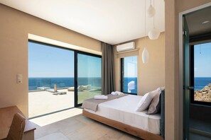 2 quartos, cofres nos quartos, ferros/tábuas de passar roupa