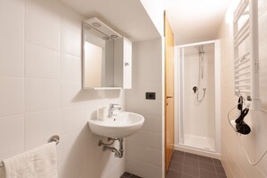 Shower, bidet