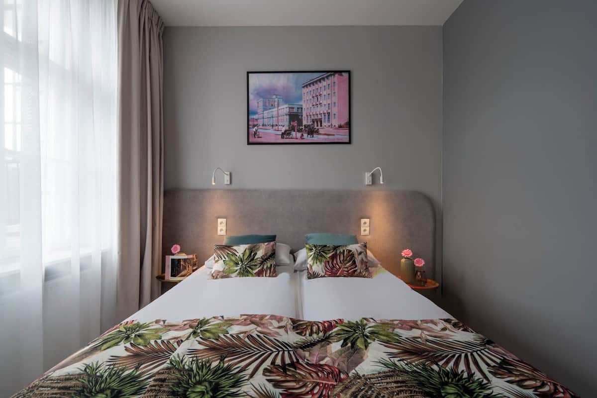 Standard Double Room | Desk, laptop workspace, iron/ironing board, free WiFi