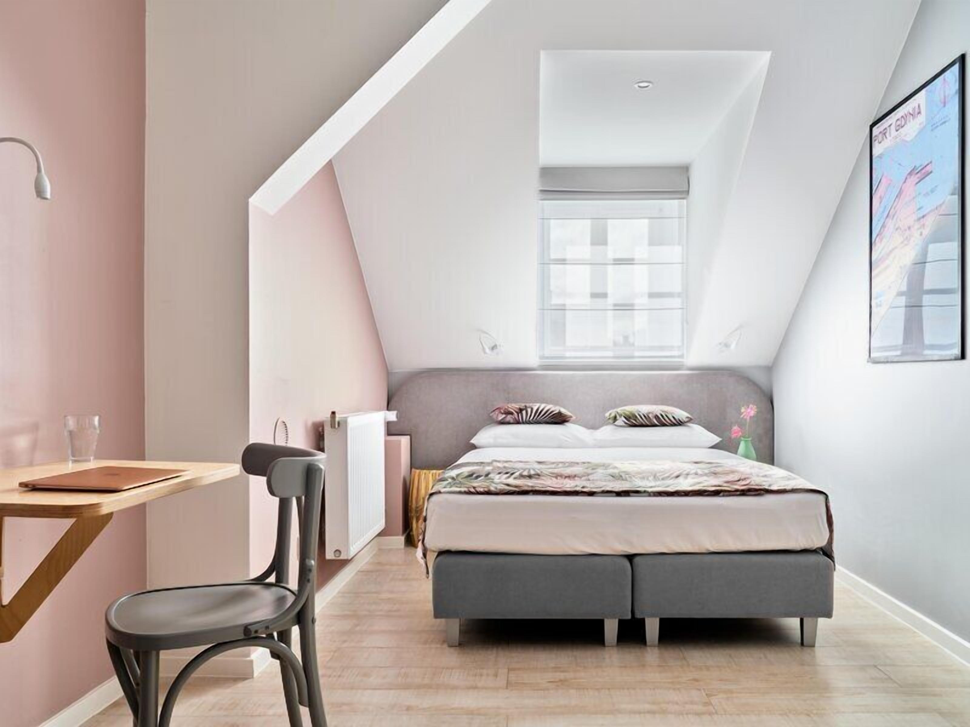 Economy Double Room (vaulted ceiling) | Desk, laptop workspace, iron/ironing board (on request), WiFi (free)