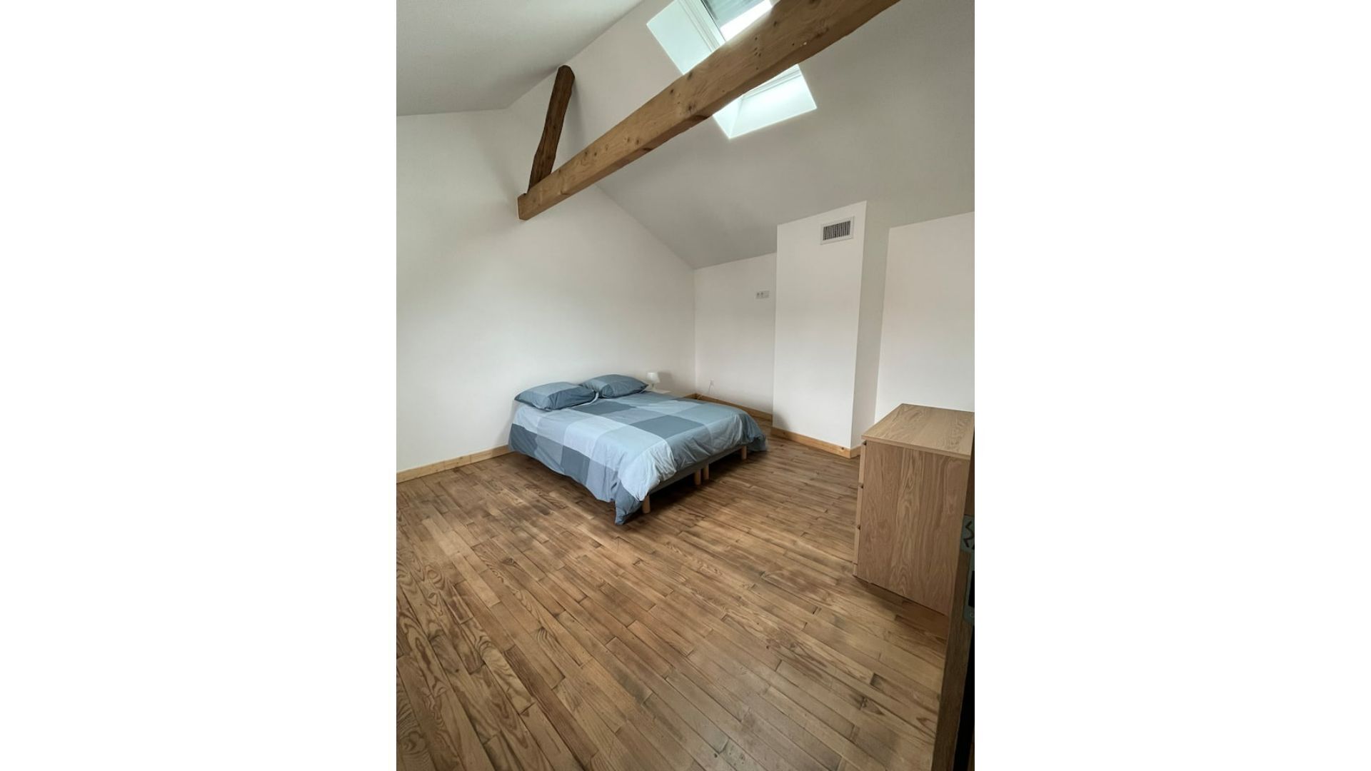 Superbe maison de ville, rénovée à 15 min de Lyon