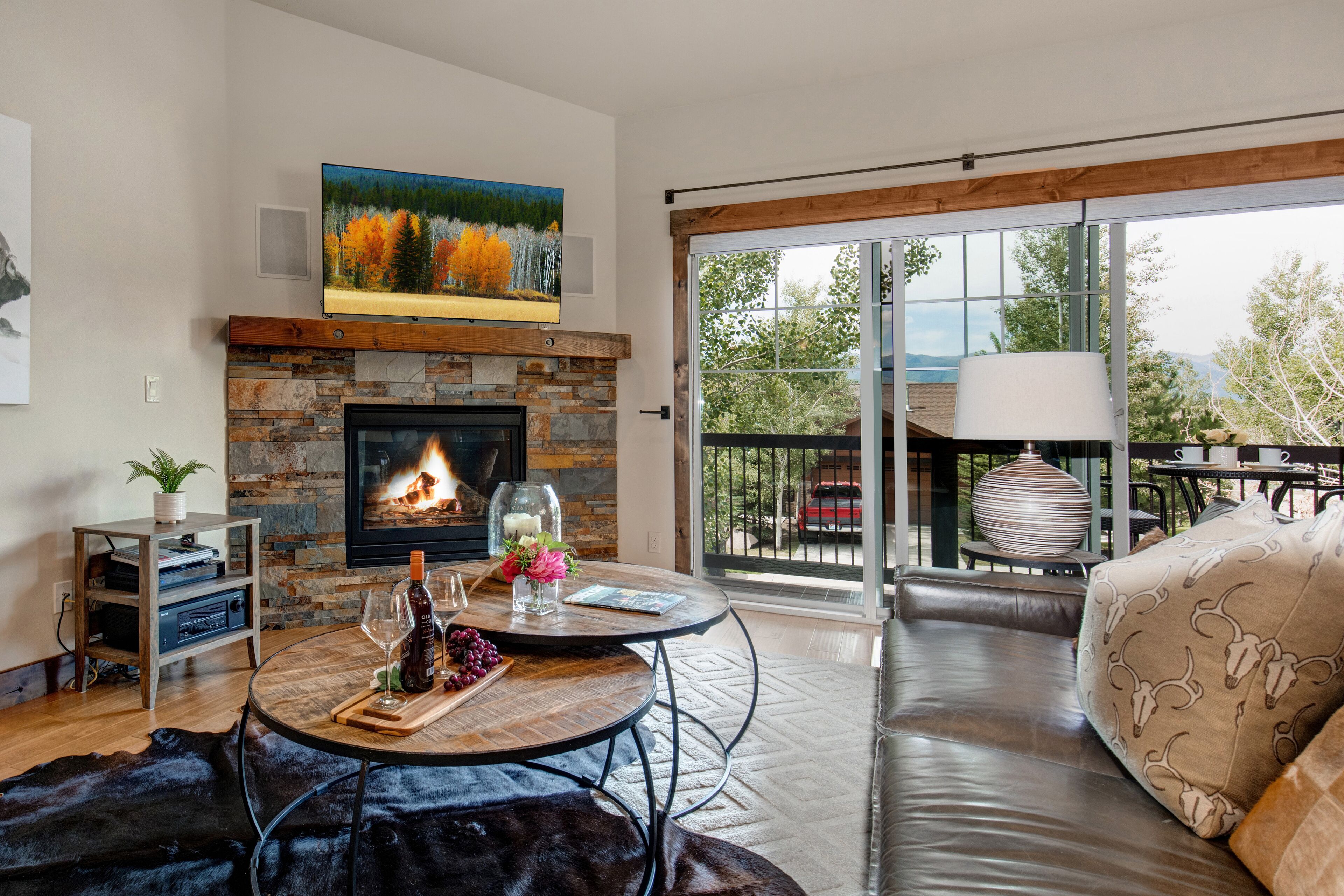 Modern Mountain Townhome with Beautiful Patio + Outdoor Recreation! Park City Black Rock Ridge 14170