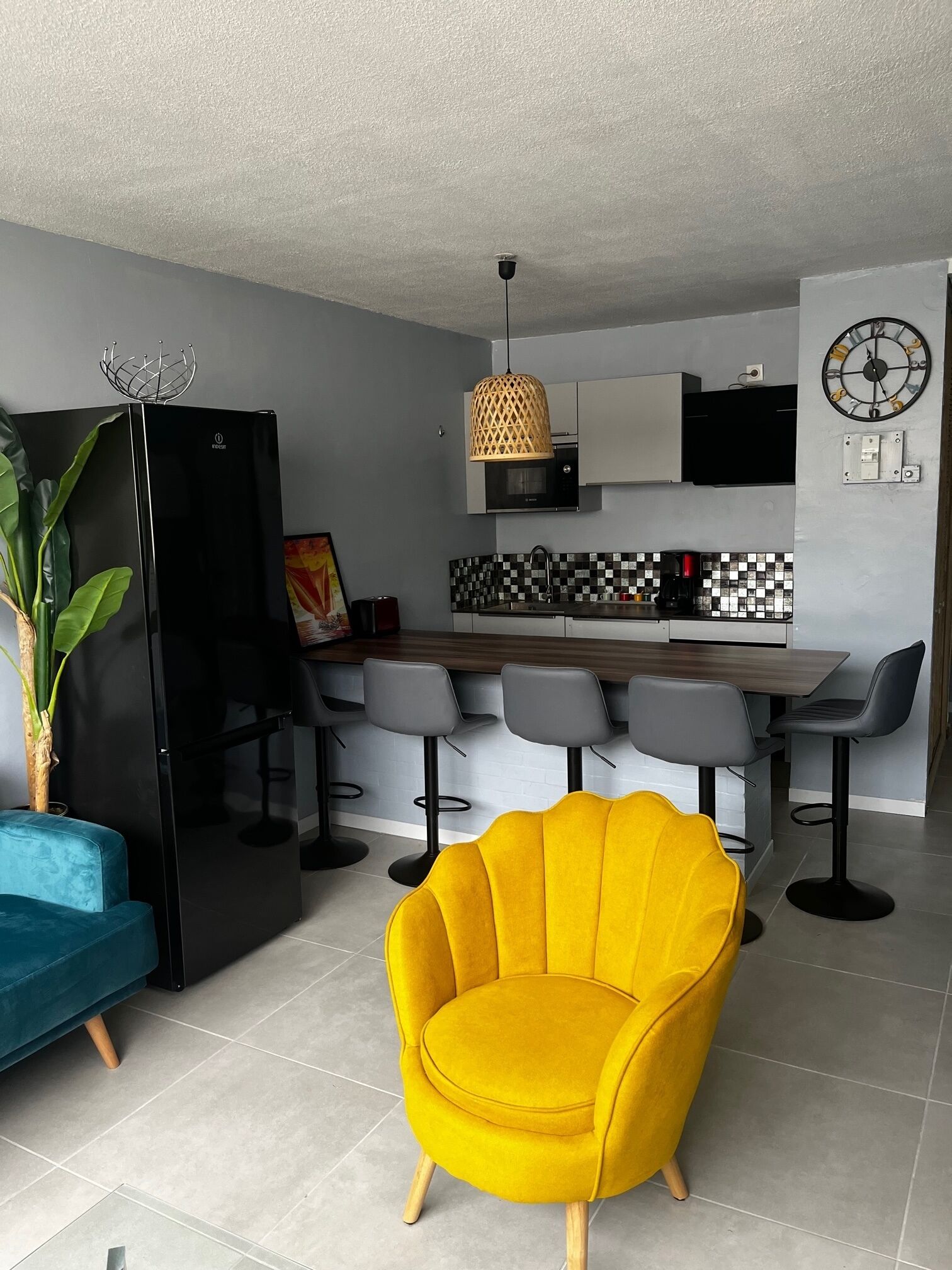 Superb apartment two minutes from the beach and the marina!