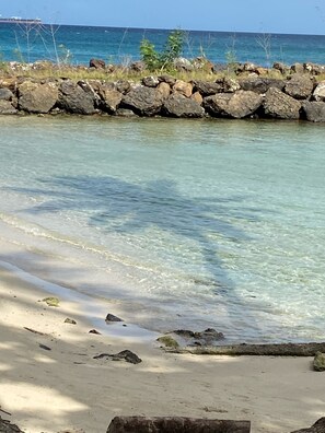 Beach nearby - Superb apartment just two minutes from the beach and marina! (Les Trois-Îlets)