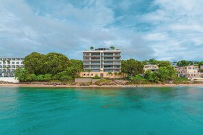 المن�شأة من الخارج