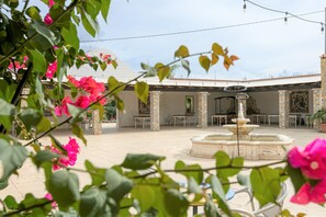 Courtyard - La Corte Del Sole (Castellammare del Golfo)