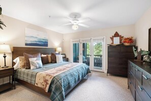 2 bedrooms, iron/ironing board, free WiFi, bed sheets - Evergreens 1012- Mtn Condo, Gated Resort, Indoor/Outdoor Pools & Hot Tub (Boone)