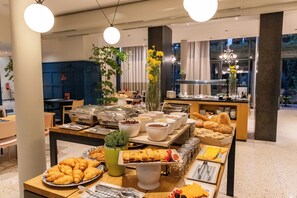 Dagelijks ontbijtbuffet inbegrepen