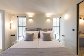 2 bedrooms, in-room safe, iron/ironing board, travel crib - Eforasis Villa III, with Heated Spa Whirlpool (Rethymno)