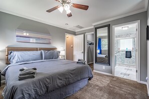 5 Schlafzimmer, Schreibtisch, Bügeleisen/Bügelbrett, kostenloses WLAN