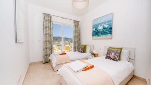 3 bedrooms, WiFi (free), bed sheets - The Hillock South C11 (Marsalforn)
