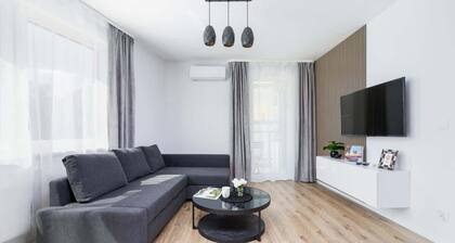 Bronowicka 5 | Apartment with Balcony | Parking