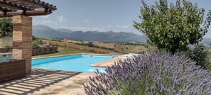 Piscina all'aperto