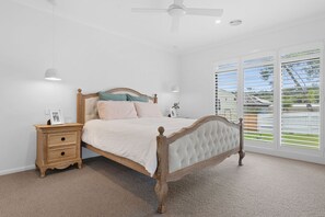 4 Schlafzimmer, Bügeleisen/Bügelbrett, kostenloses WLAN, Bettwäsche