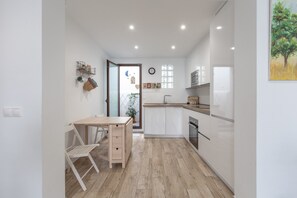 Fridge, microwave, oven, dishwasher - Holiday Home 'Casa La Puente' with A/C (Mijas)