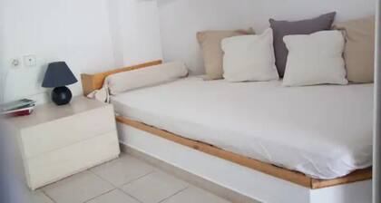 Ferienwohnung 'Maria's House 2' mit Bergblick, Wi-Fi und Klimaanlage