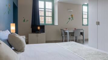 1 bedroom, free WiFi, bed sheets