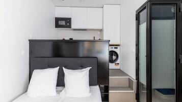 Fer et planche Ă repasser, Wi-Fi, draps fournis