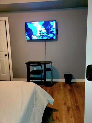 4 slaapkamers, een kluis op de kamer, een bureau