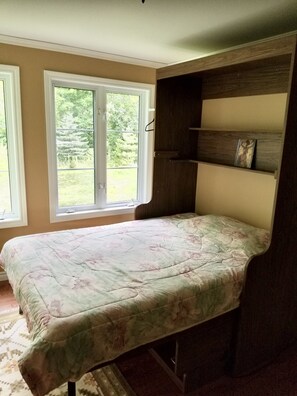 3 Schlafzimmer, Schreibtisch, Bügeleisen/Bügelbrett, kostenloses WLAN