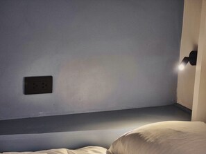 1 bedroom, WiFi - Modern, value for money apartment near the city (Baguio)