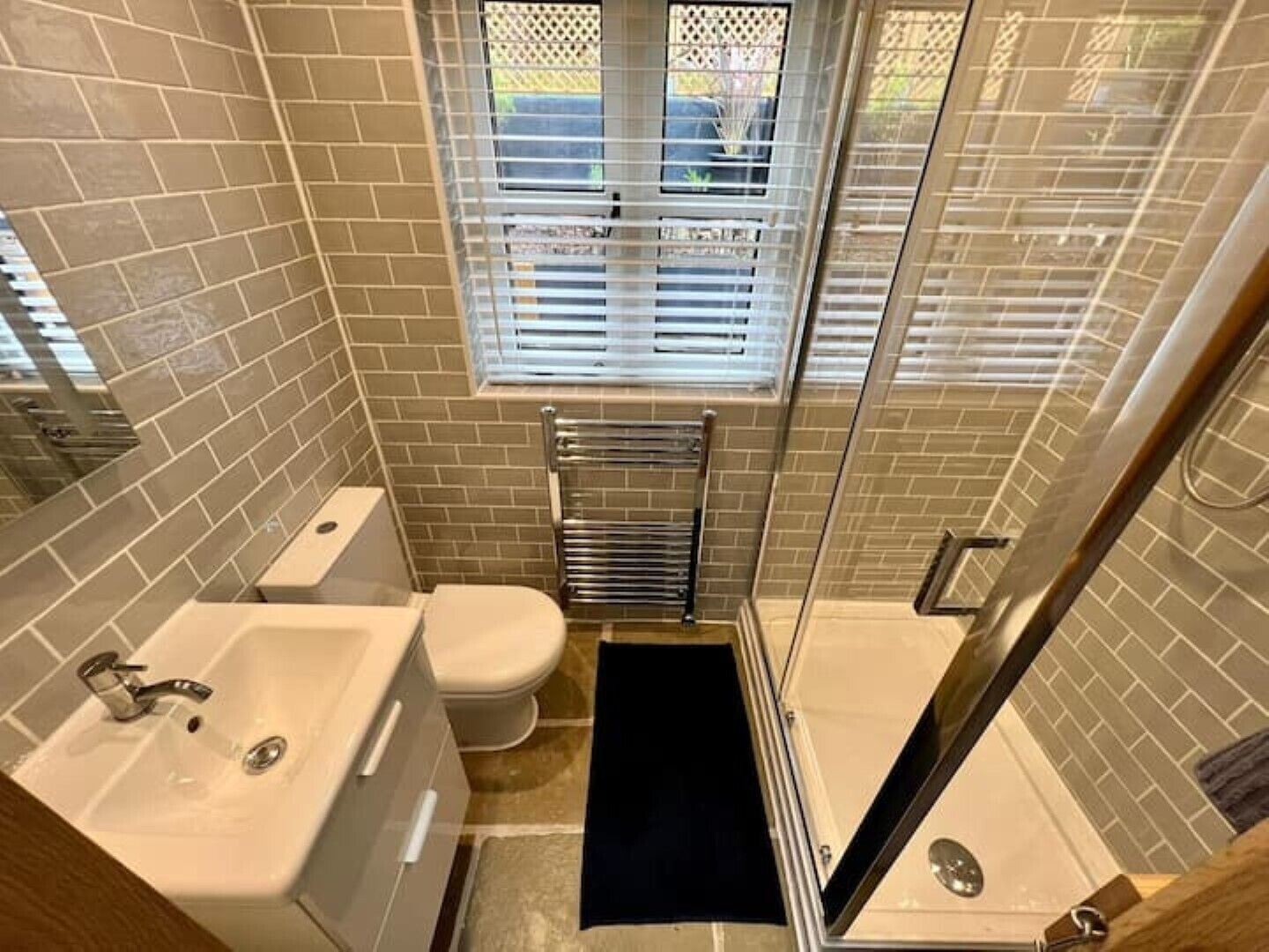 Rural self-contained annexe. Close to Dartmoor, Tamar River & historic towns