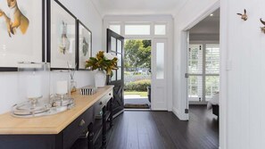 Interior - The Jasmine Gate (Casuarina)