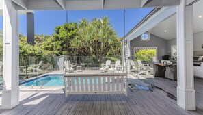 Uklassifisert bilde, 2 av 72, knapp