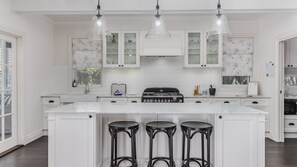 Microwave, oven, coffee/tea maker, electric kettle
