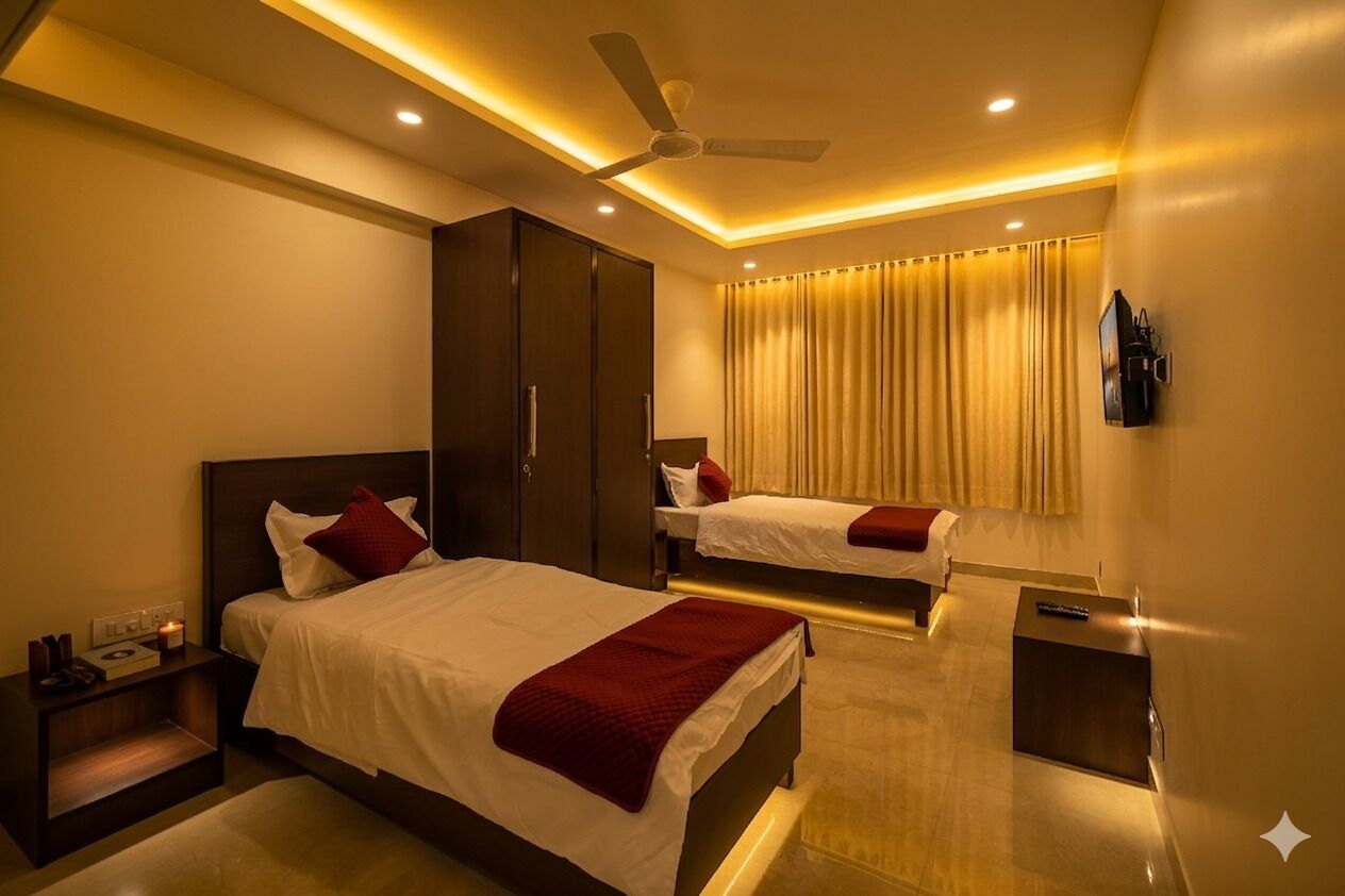 In-room safe, soundproofing, bed sheets