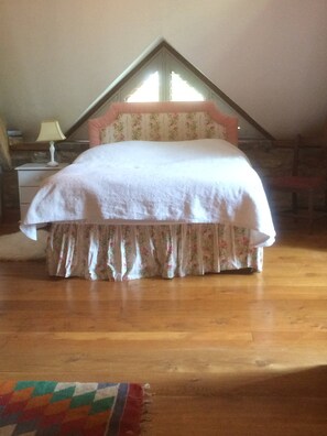 4 bedrooms, free WiFi