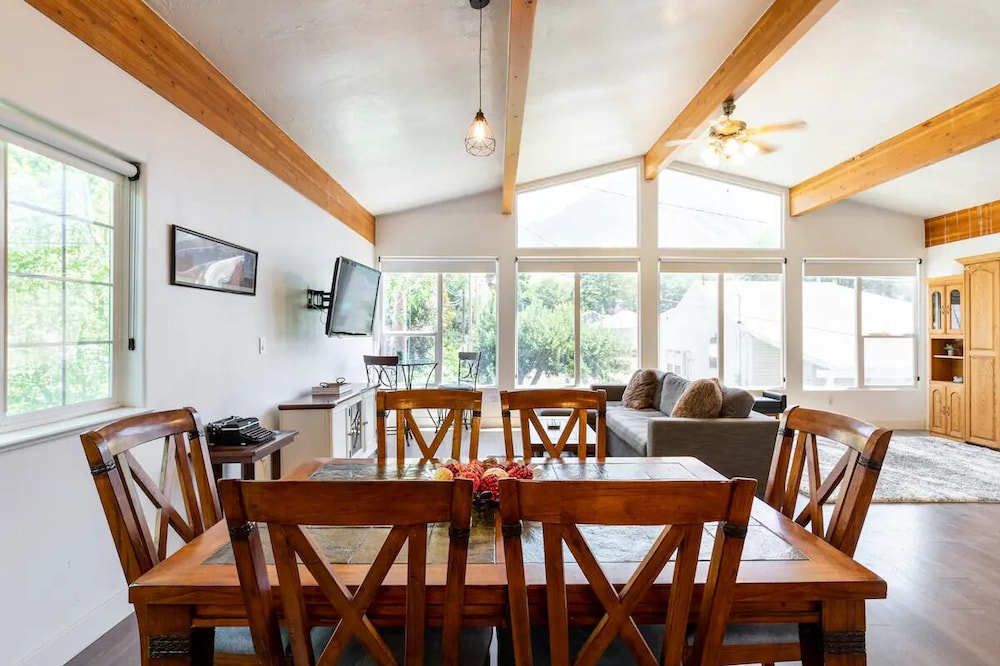 Peaceful Loft near BYU and Slate Canyon - 1.5 mile
