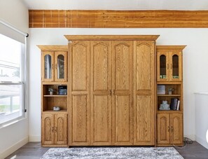 Interior - Peaceful Loft near BYU and Slate Canyon - 1.5 mile (Provo)