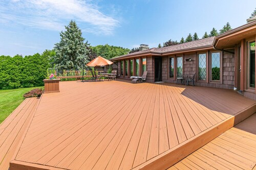 Pompey Hills w/pool - 15 minutes from Syracuse